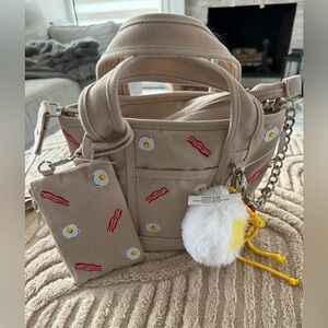 Steve Madden Egg Purse NWT